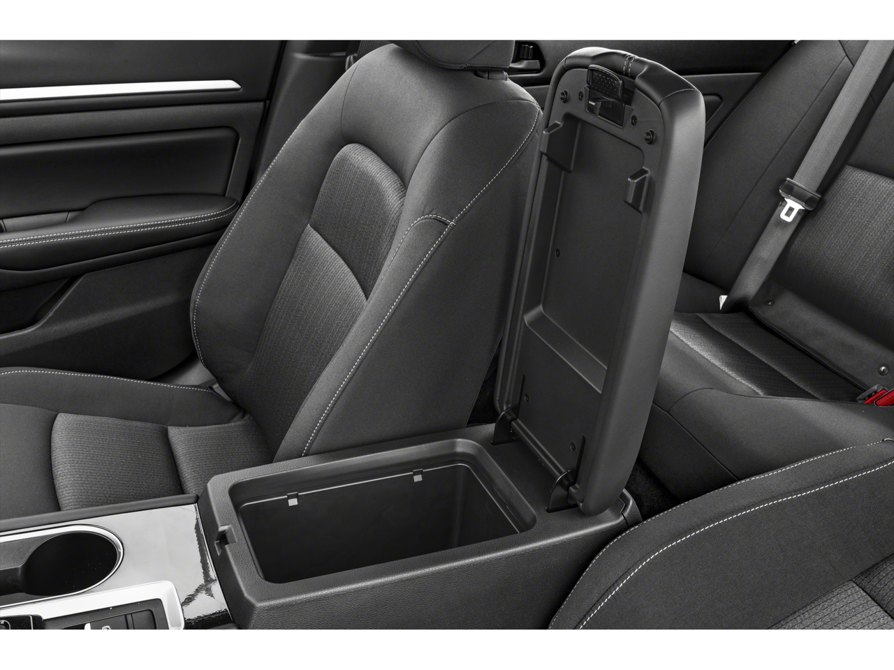 2023 Nissan Altima SV - Photo 10