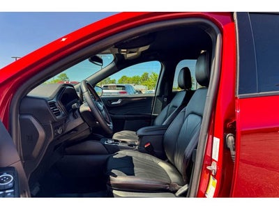 2025 Ford Escape ST-Line Elite