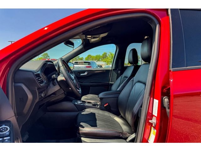 2025 Ford Escape ST-Line Elite