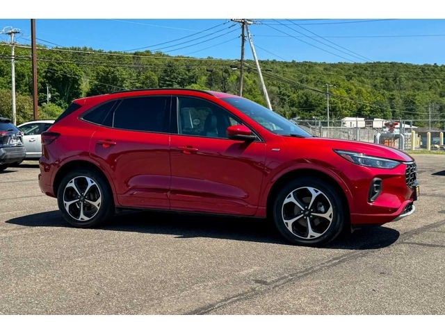 2025 Ford Escape ST-Line Elite