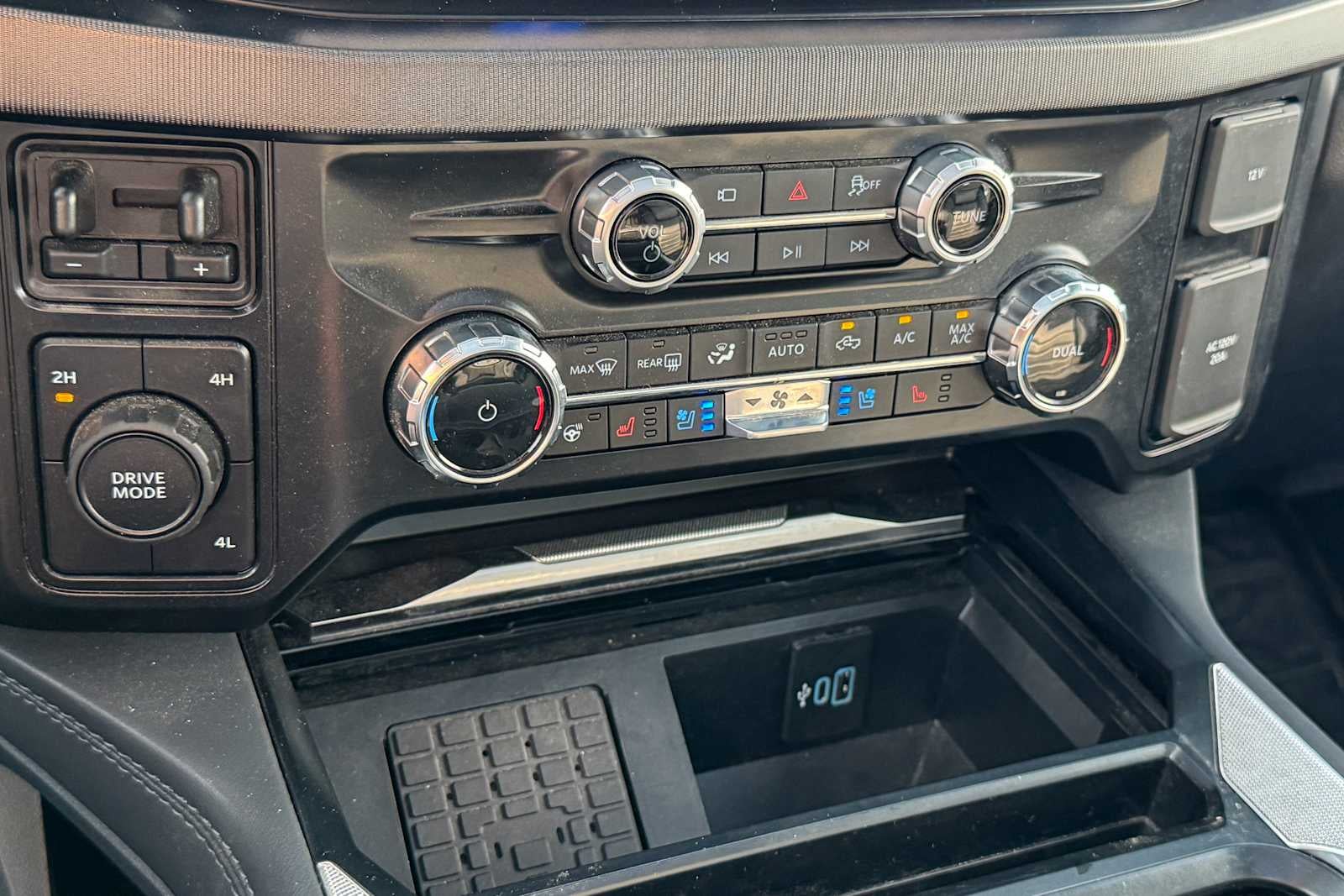 2026 Ford Super Duty F-450 Pickup Platinum