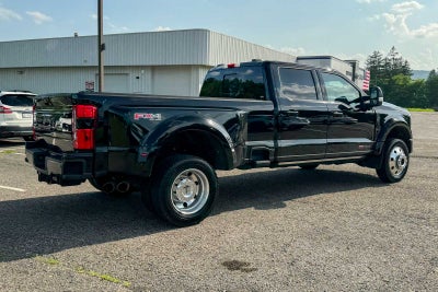 2026 Ford Super Duty F-450 Pickup Platinum