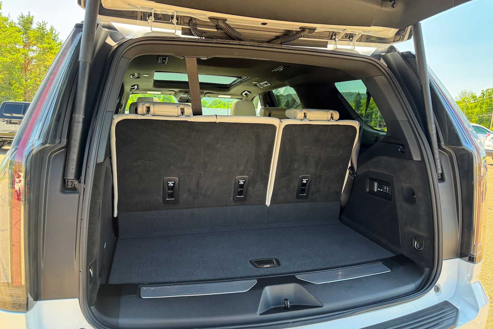 2025 Cadillac Escalade 4WD Sport