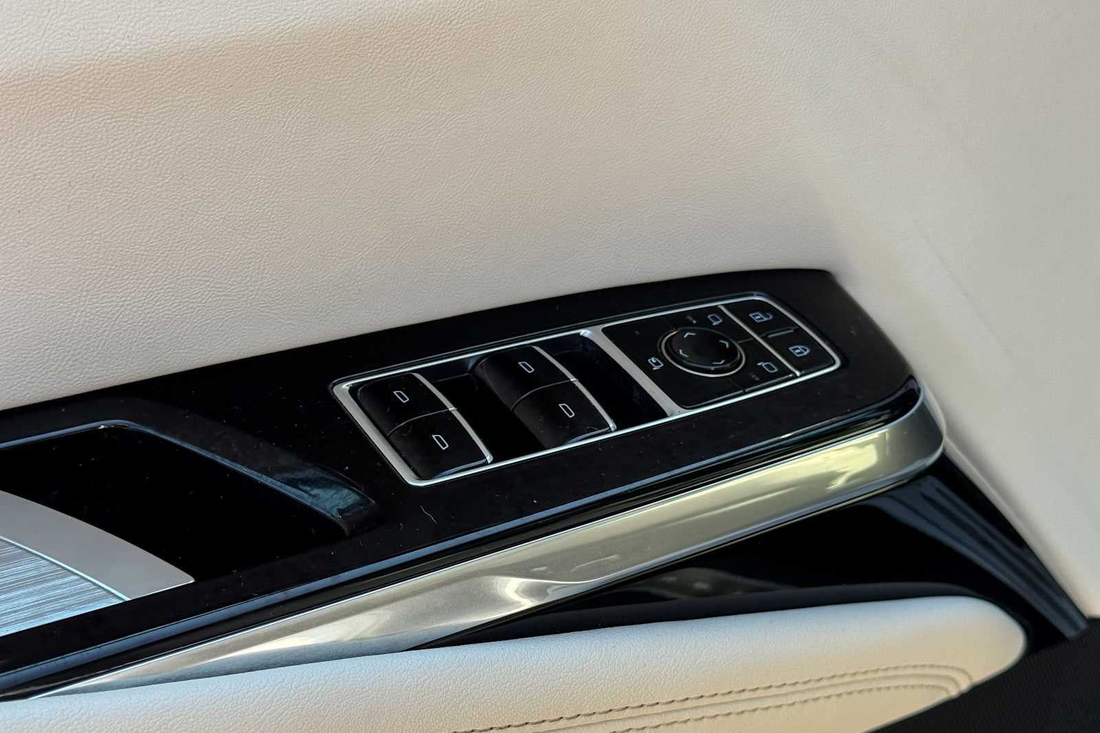 2025 Cadillac Escalade 4WD Sport