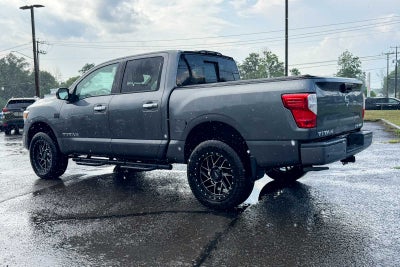 2021 Nissan Titan SV
