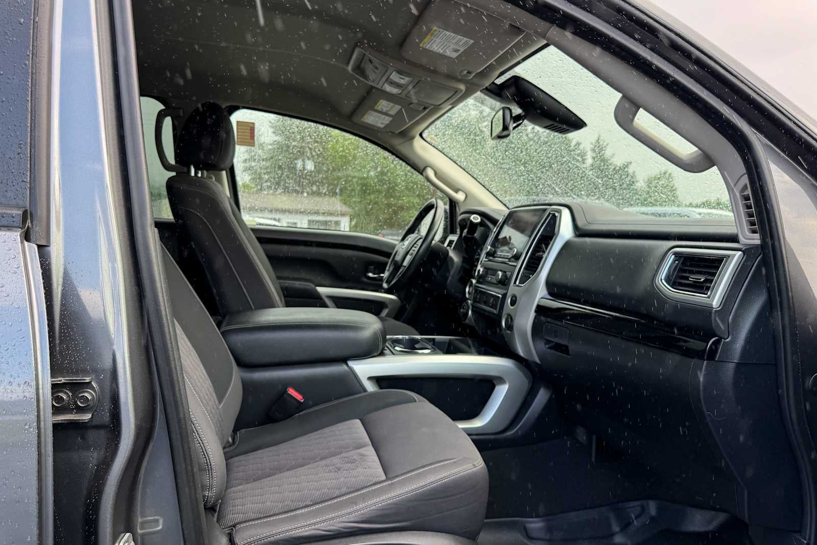2021 Nissan Titan SV
