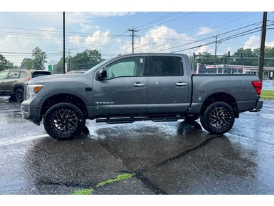 2021 Nissan Titan SV