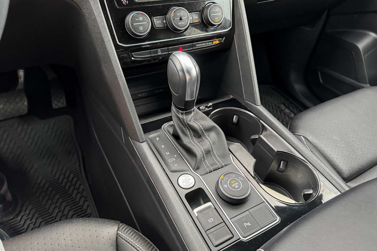2023 Volkswagen Atlas Cross Sport 2.0T SE w/Technology