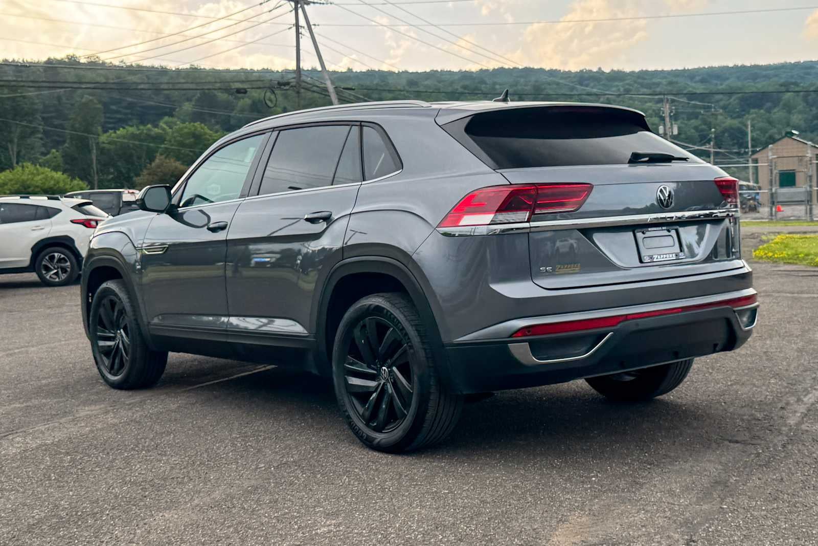 2023 Volkswagen Atlas Cross Sport 2.0T SE w/Technology