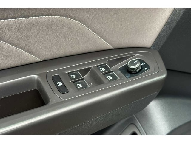 2023 Volkswagen Atlas Cross Sport 2.0T SE w/Technology