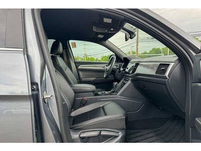 2023 Volkswagen Atlas Cross Sport 2.0T SE w/Technology