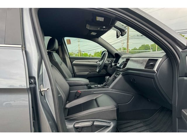 2023 Volkswagen Atlas Cross Sport 2.0T SE w/Technology