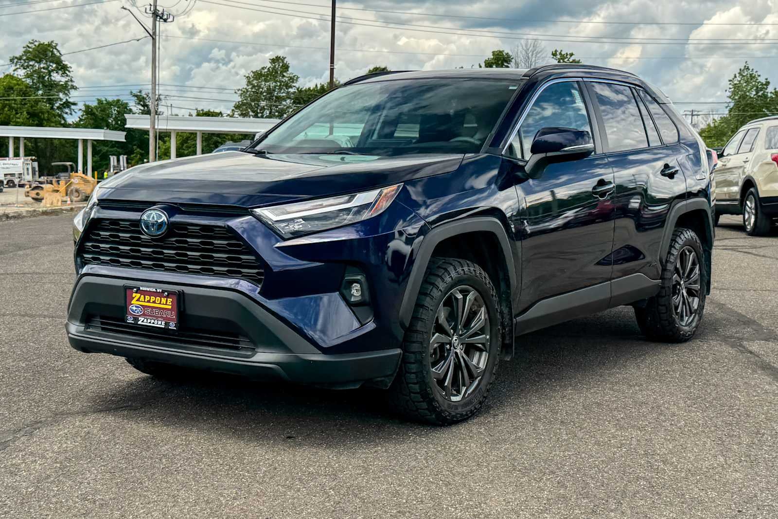 2024 Toyota RAV4 Hybrid XLE Premium