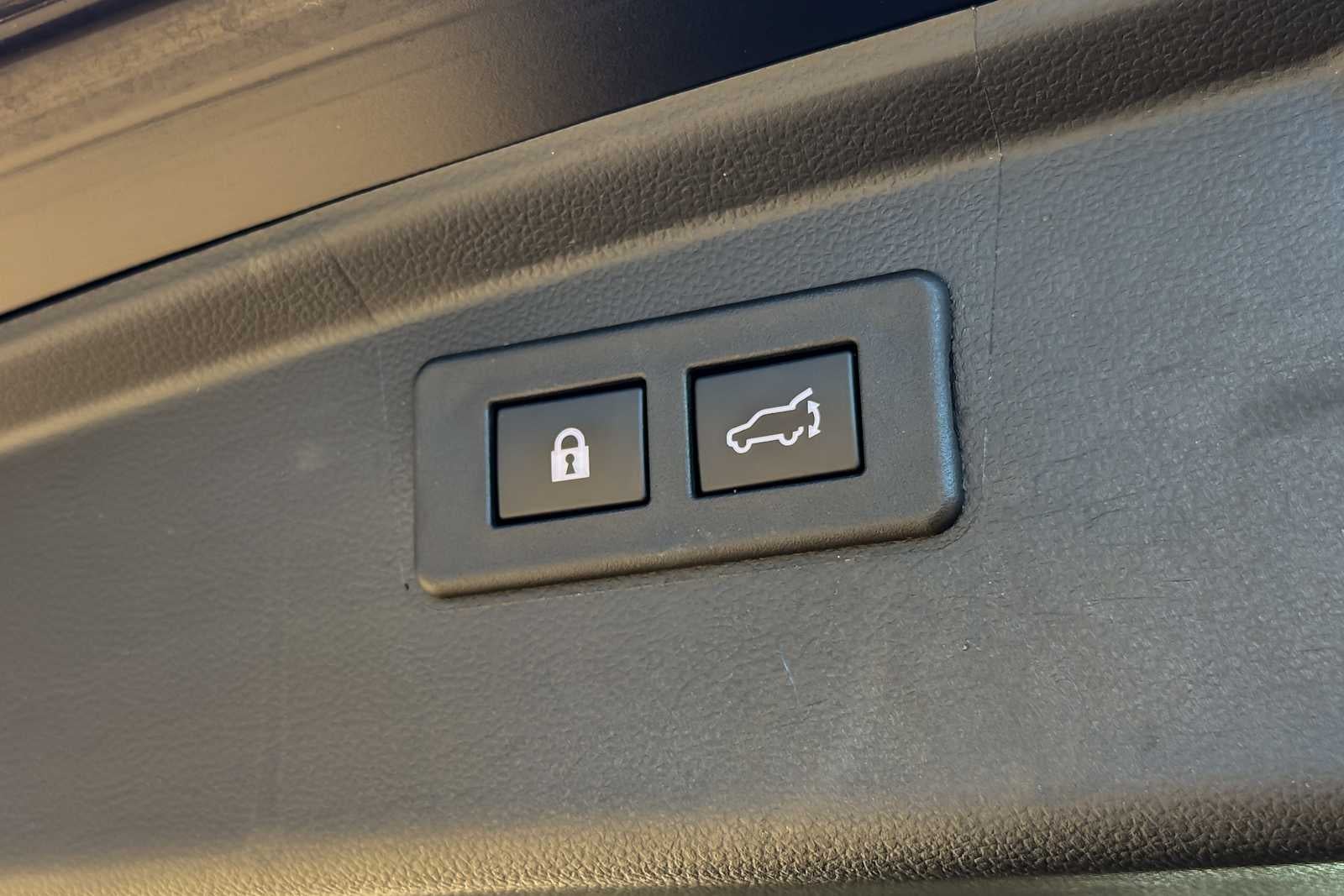 2022 Subaru Outback Touring