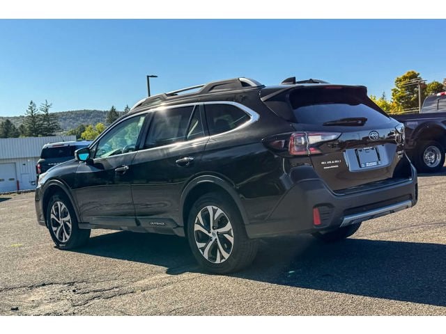 2022 Subaru Outback Touring