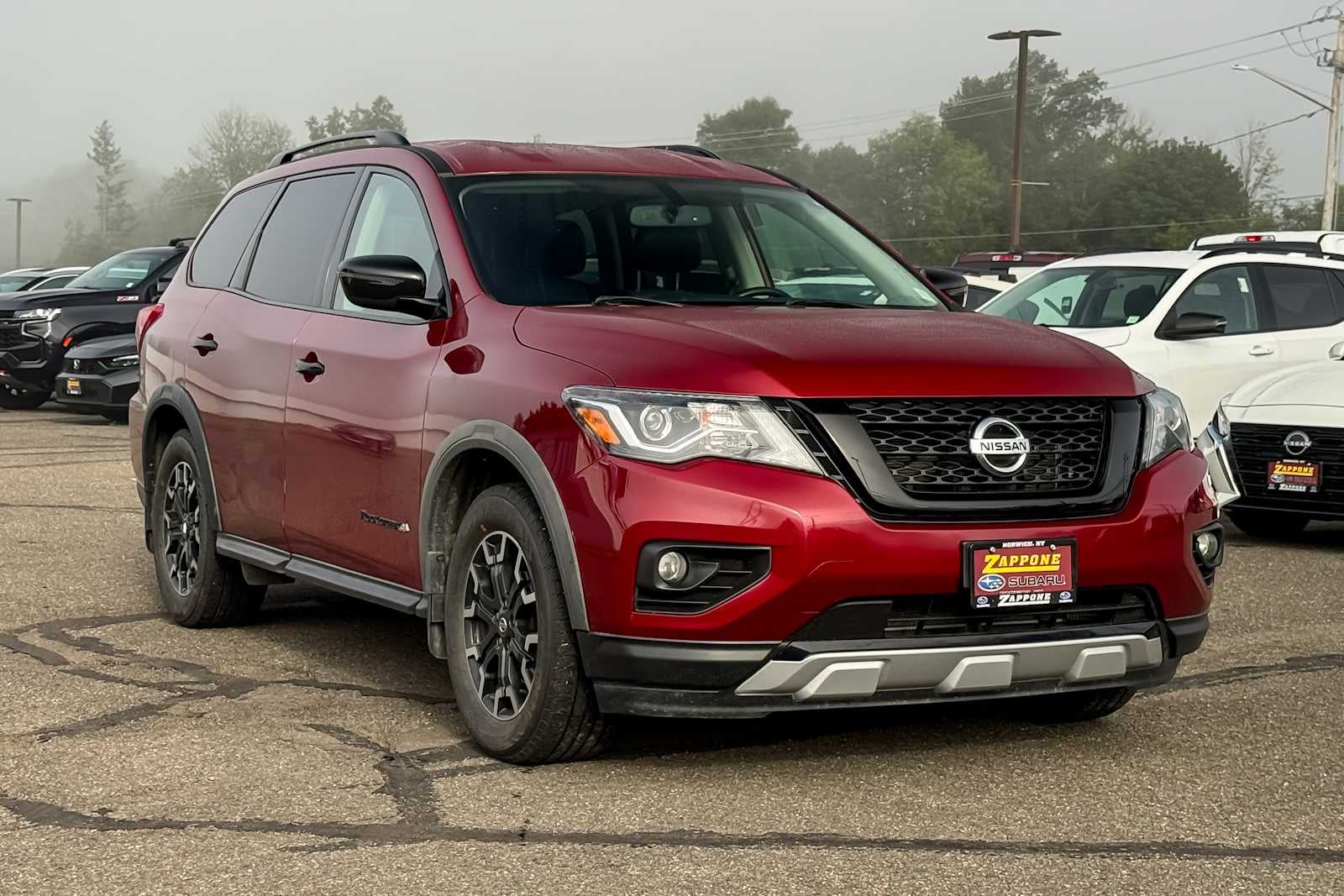 2020 Nissan Pathfinder SV