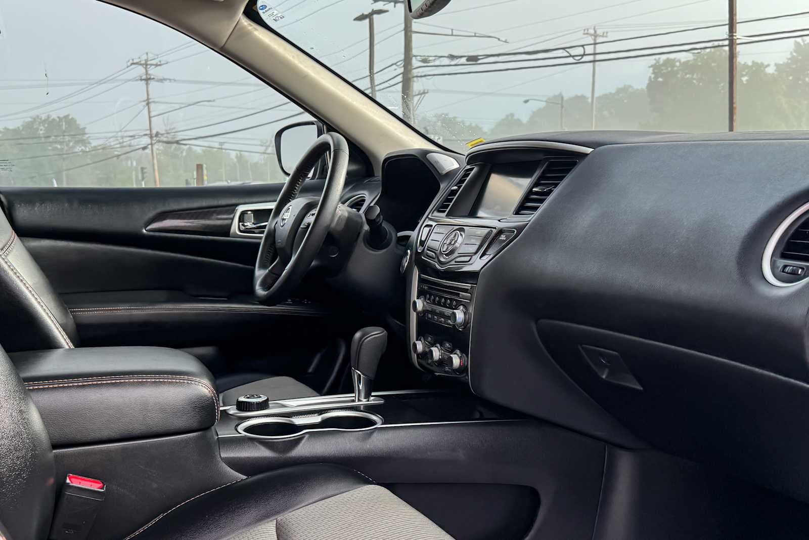 2020 Nissan Pathfinder SV
