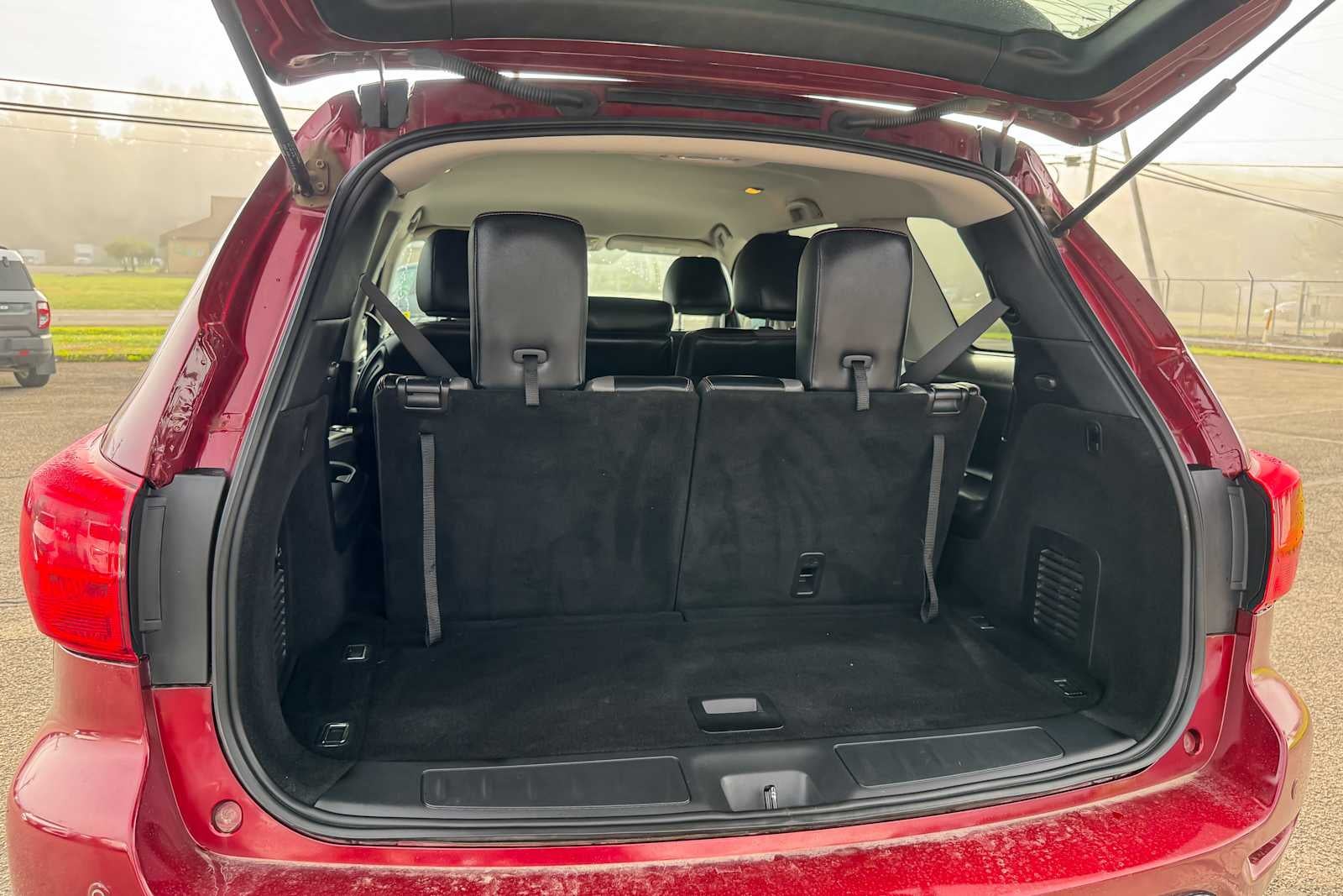 2020 Nissan Pathfinder SV
