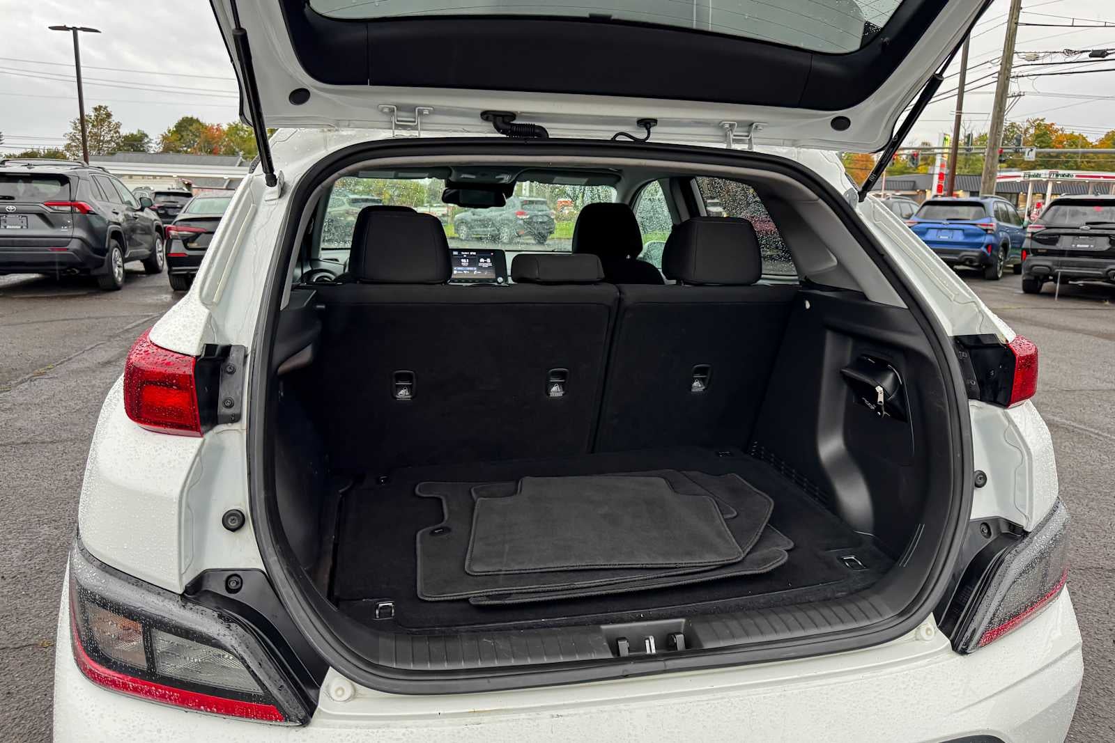 2023 Hyundai Kona Electric SE