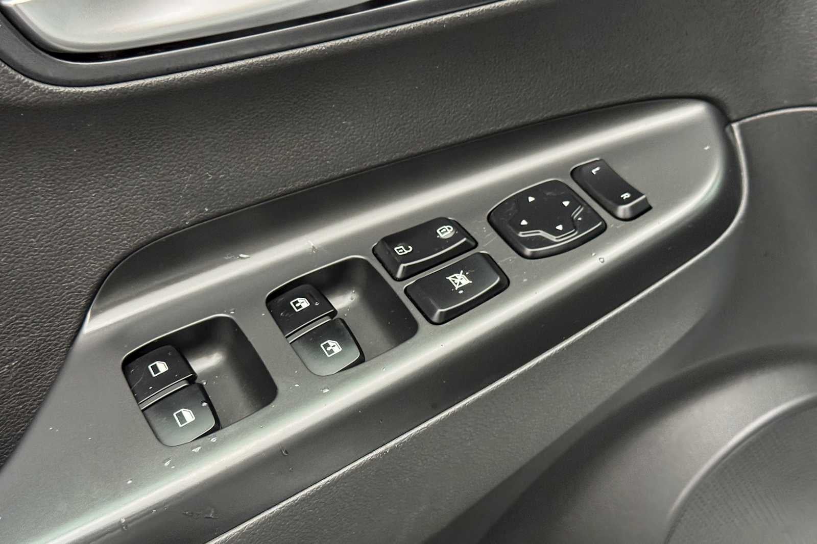 2023 Hyundai Kona Electric SE