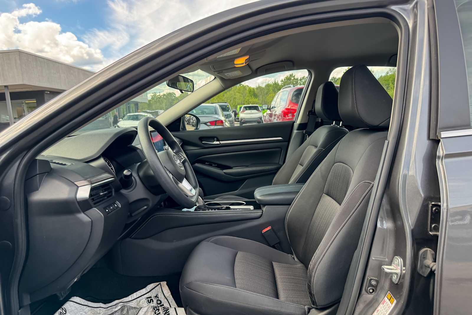 2023 Nissan Altima SV