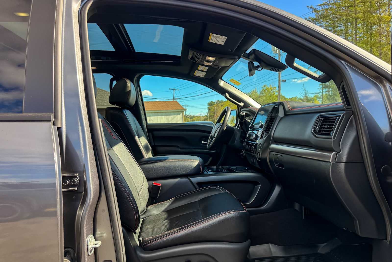 2023 Nissan TITAN Crew Cab PRO-4X®