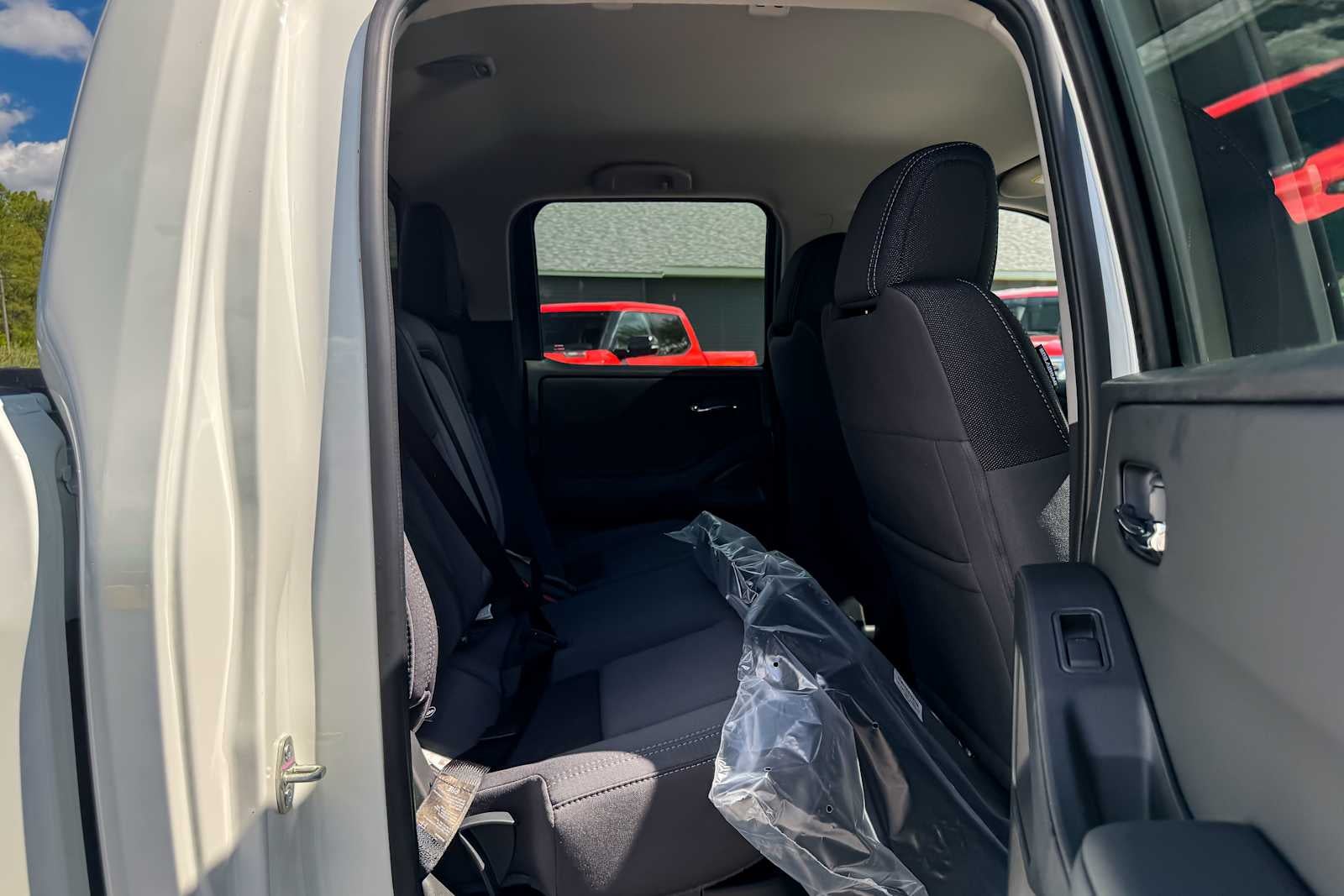 2026 Nissan Frontier Crew Cab SV