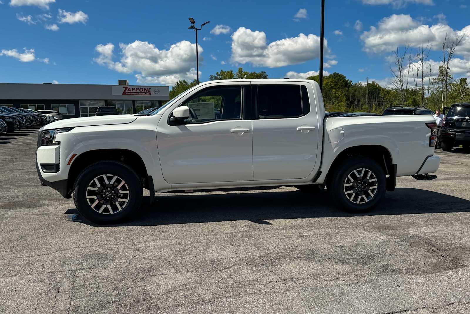 2026 Nissan Frontier Crew Cab SV