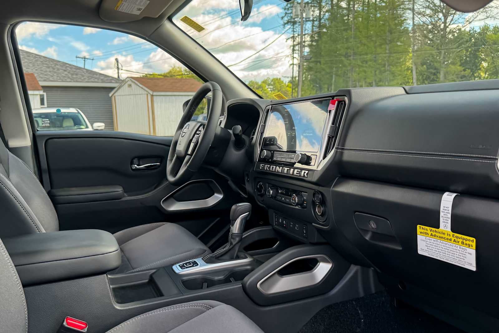2027 Nissan Frontier Crew Cab SV