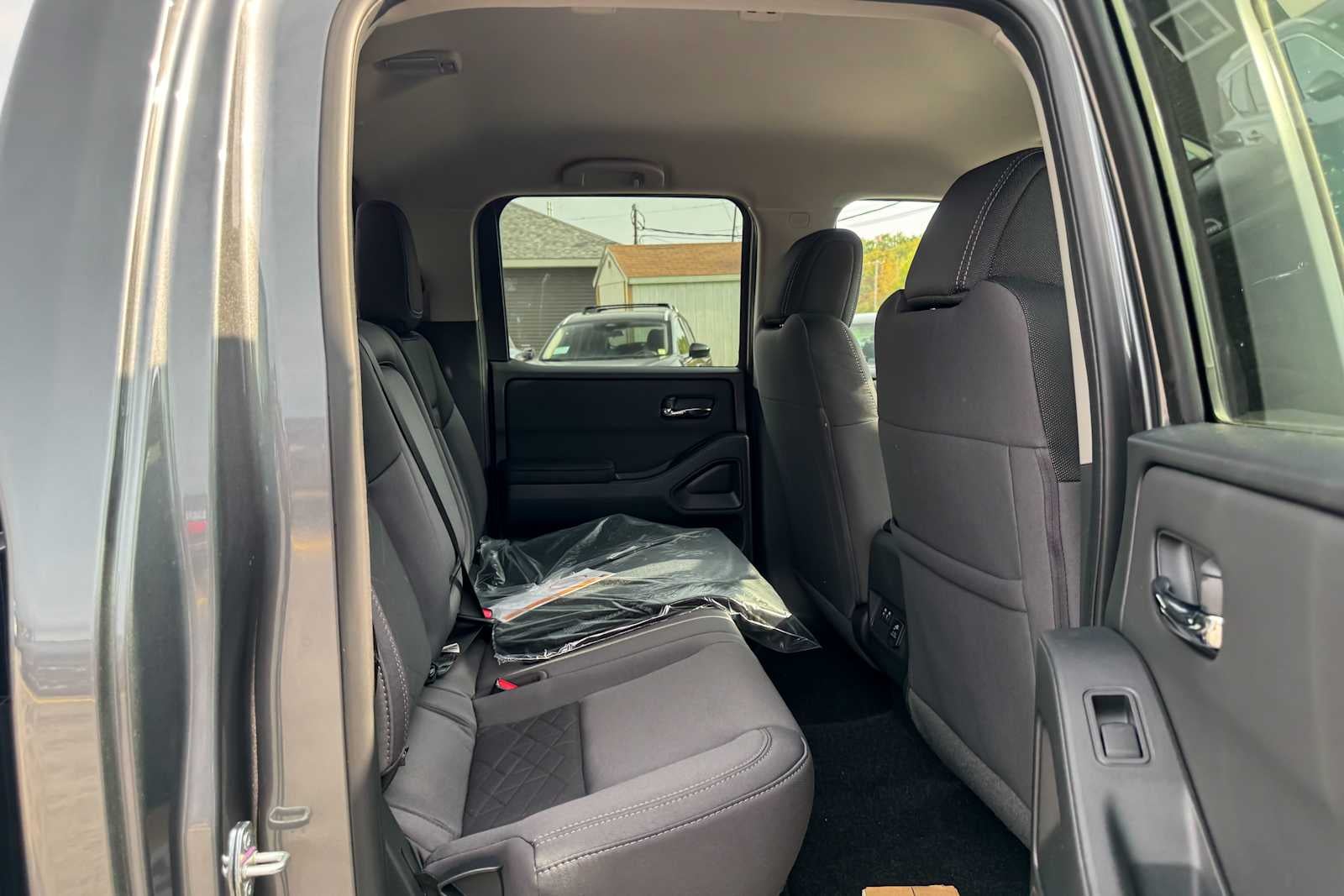 2027 Nissan Frontier Crew Cab SV
