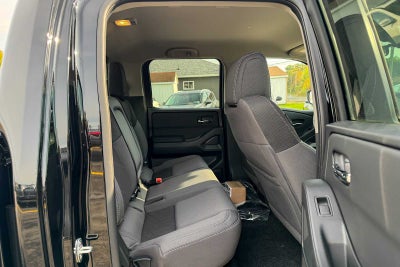 2027 Nissan Frontier Crew Cab SV