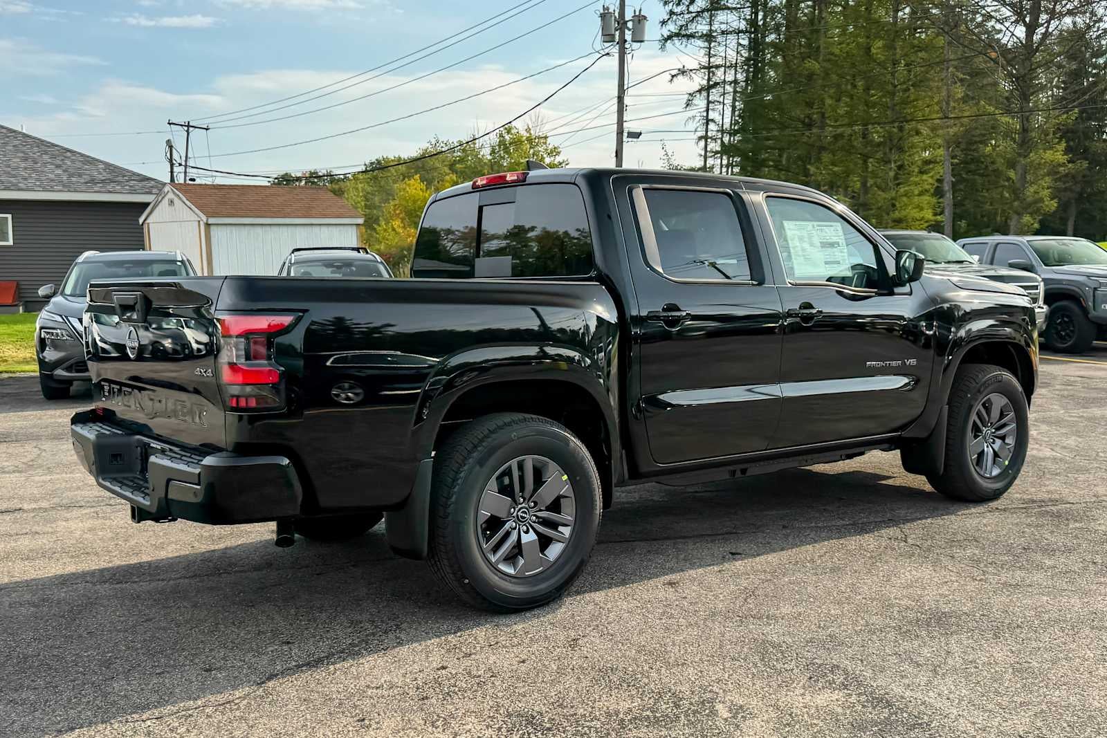 2027 Nissan Frontier Crew Cab SV