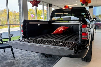 2027 Nissan Frontier Crew Cab PRO-4X®