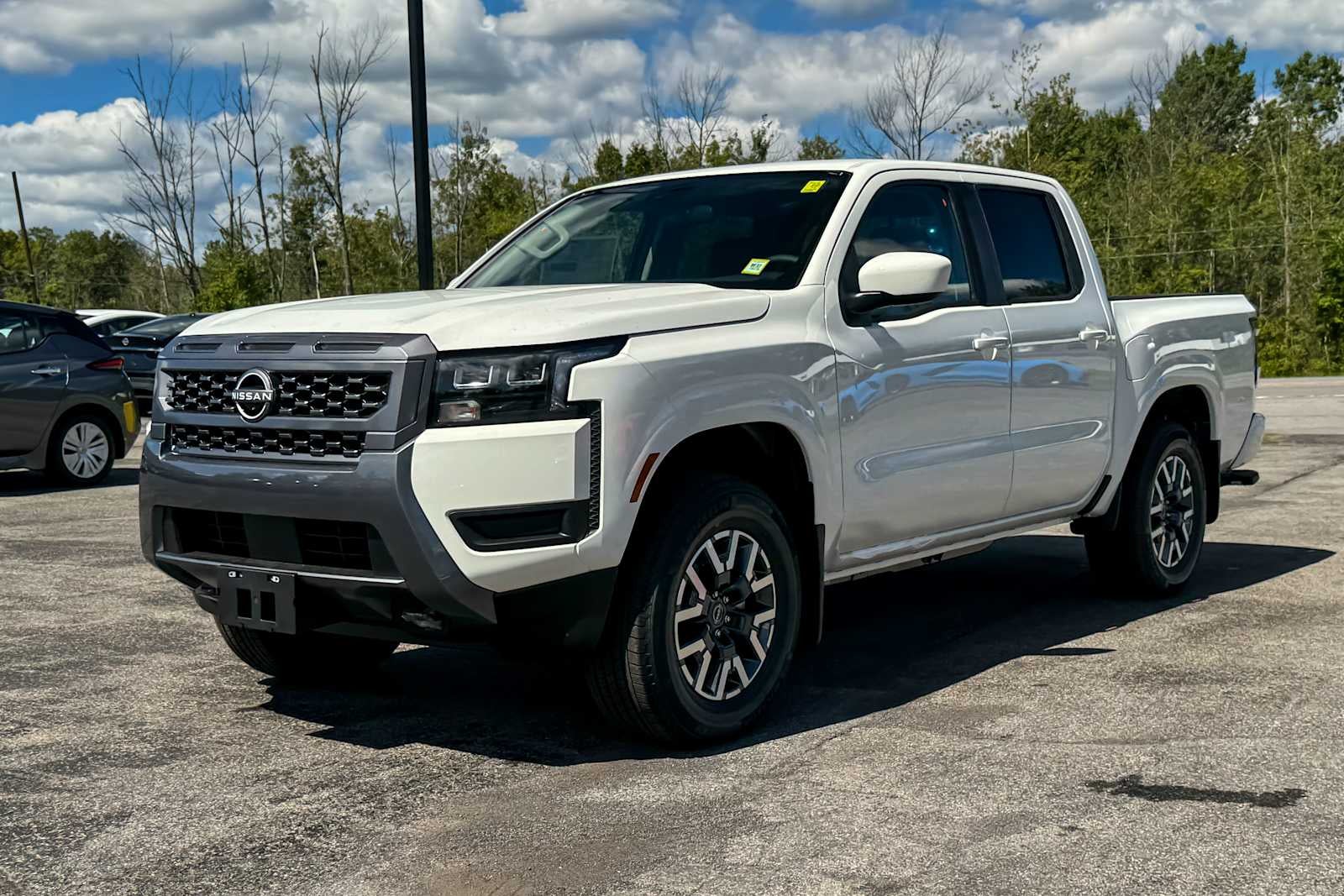 2026 Nissan Frontier Crew Cab SV