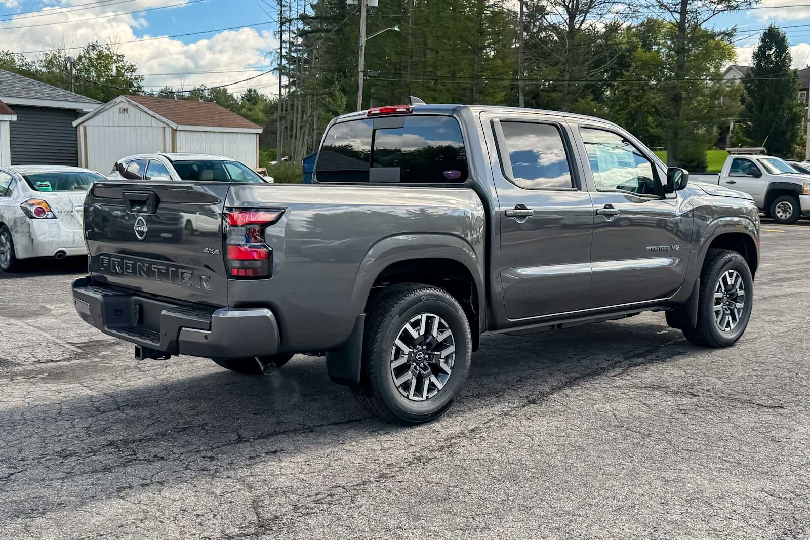 2027 Nissan Frontier Crew Cab SV