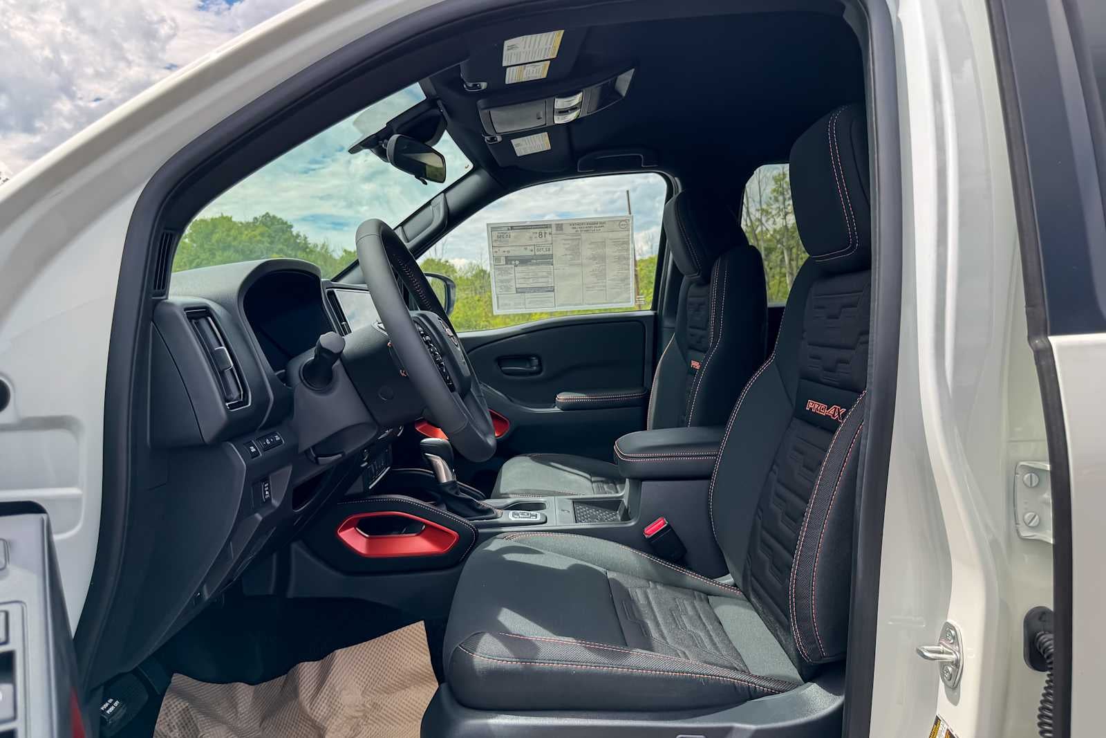 2026 Nissan Frontier Crew Cab PRO-4X® Long Bed
