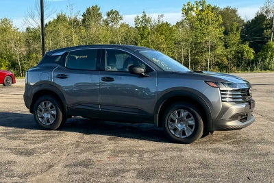 2025 Nissan Kicks S