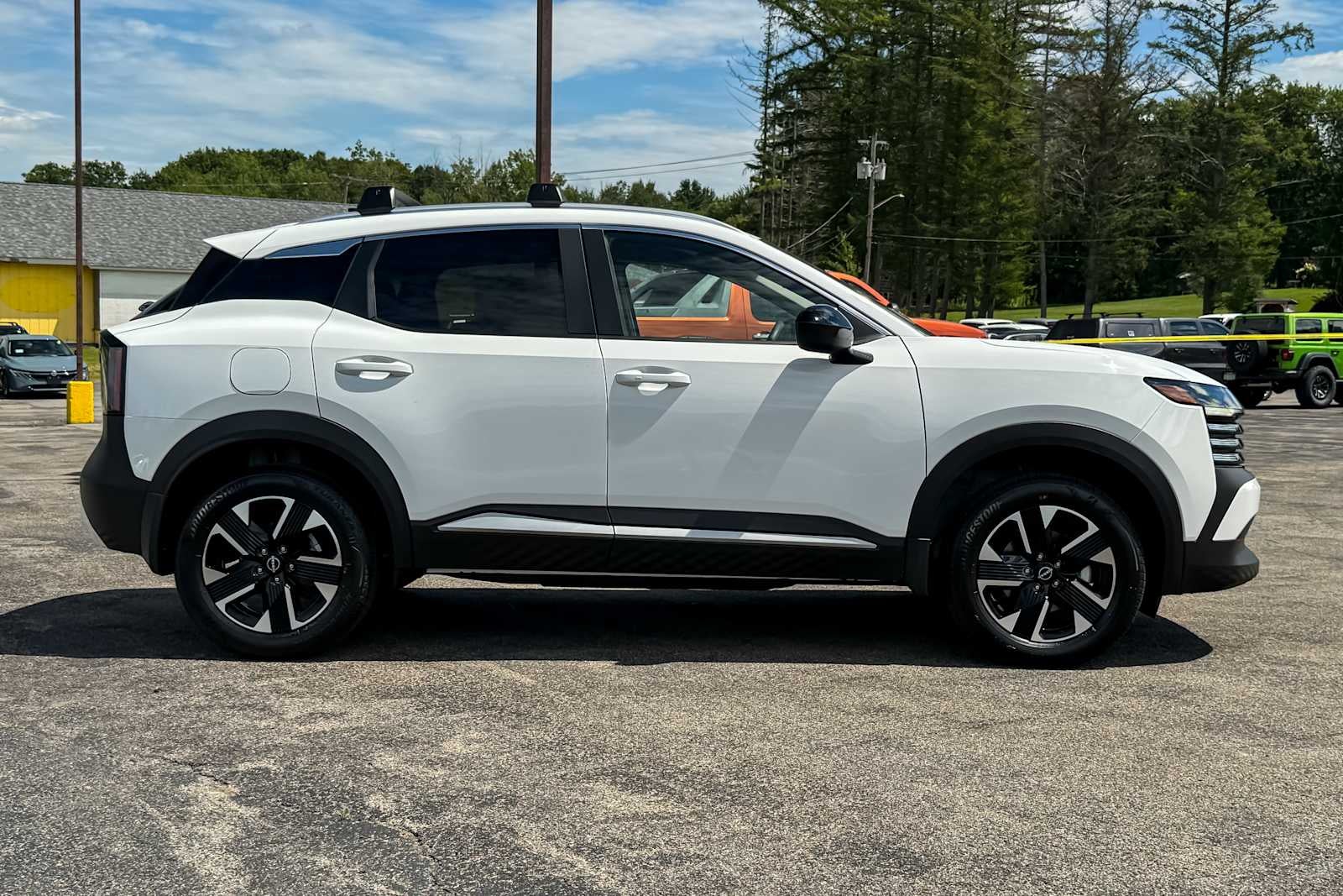 2026 Nissan Kicks SV