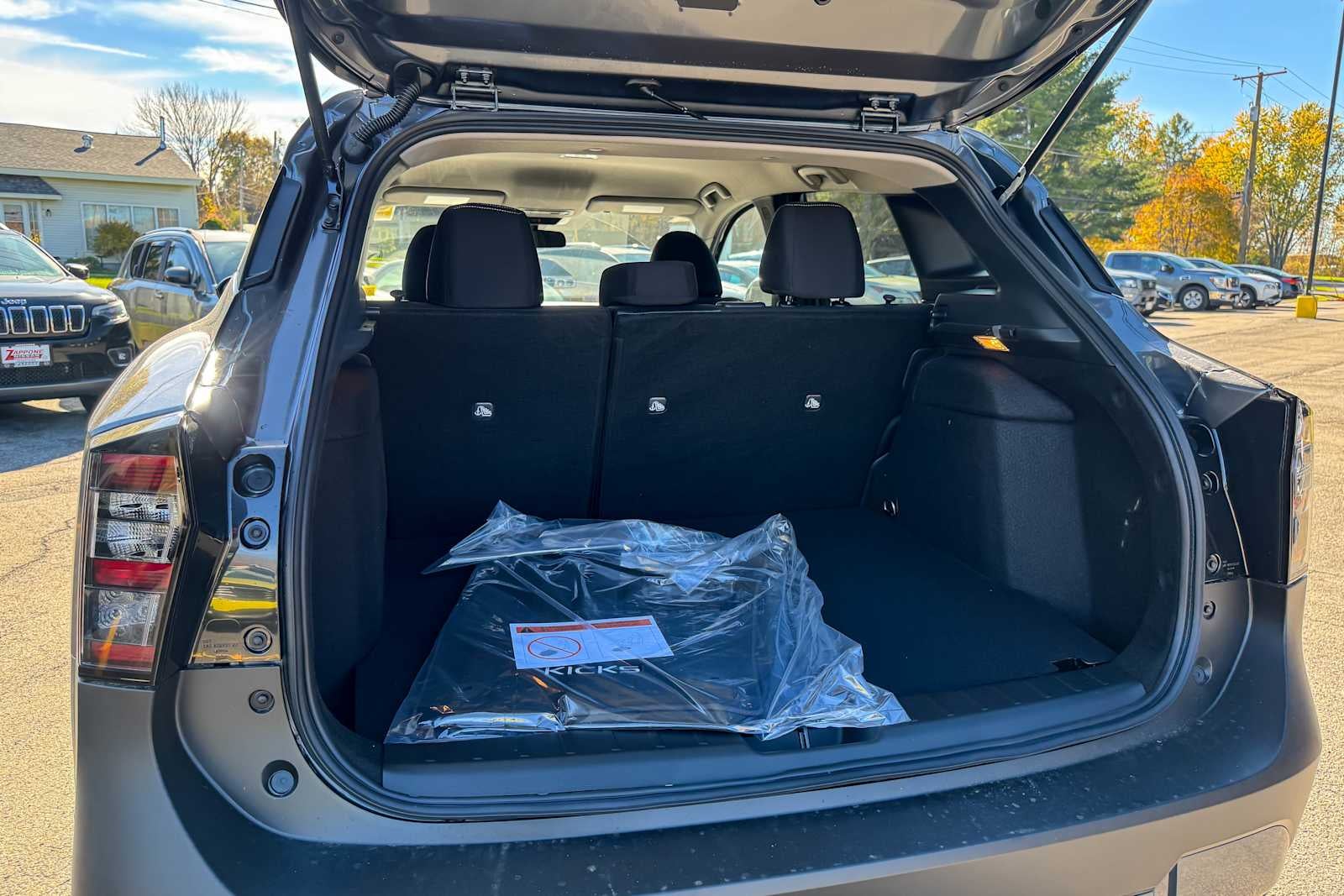 2027 Nissan Kicks SV