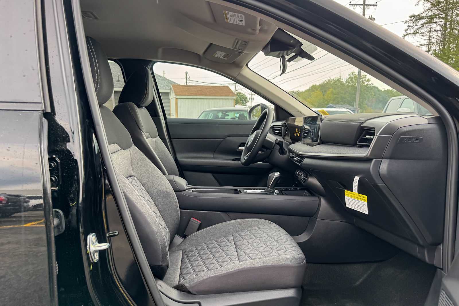 2027 Nissan Kicks SV