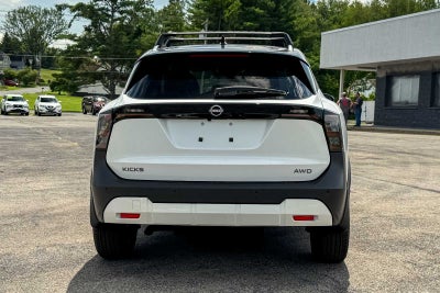 2026 Nissan Kicks SV