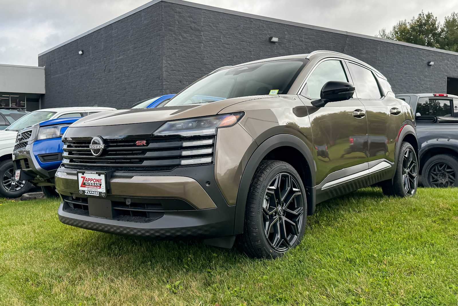 2027 Nissan Kicks SR