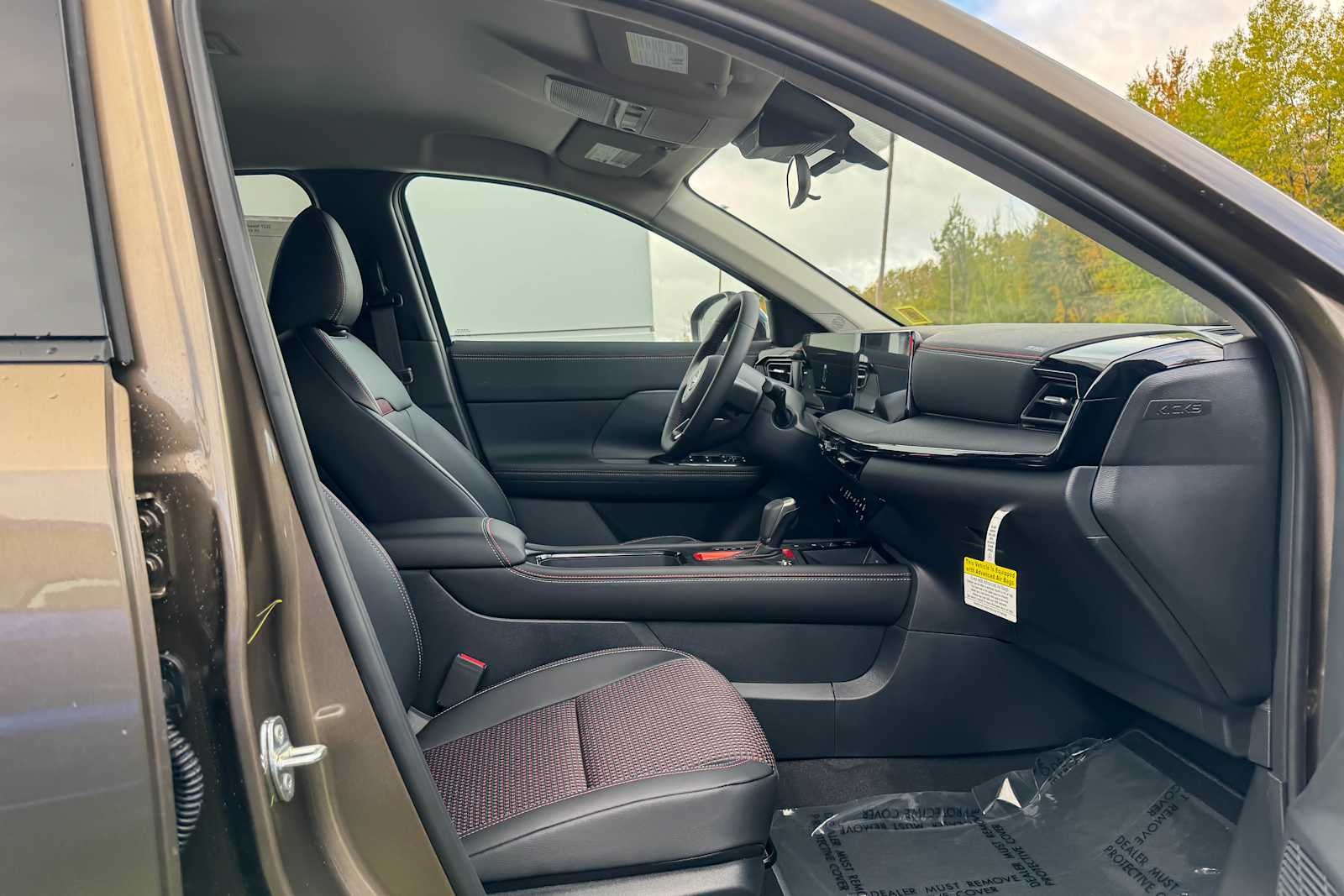 2027 Nissan Kicks SR
