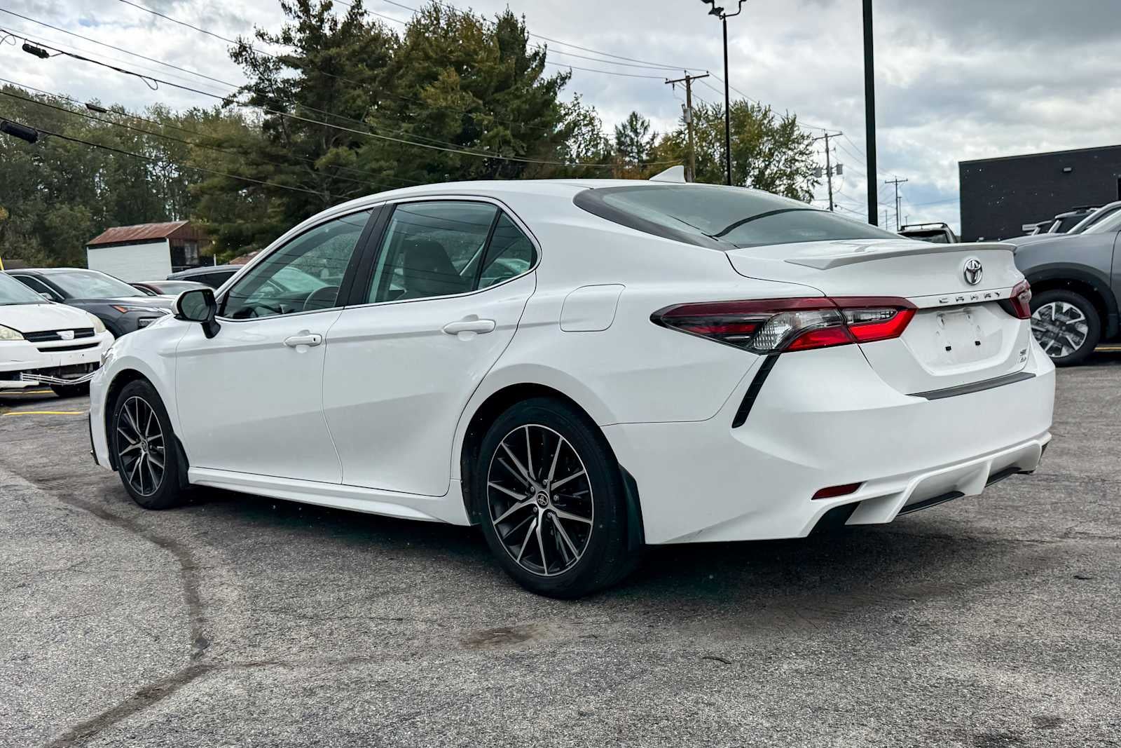 2023 Toyota Camry SE