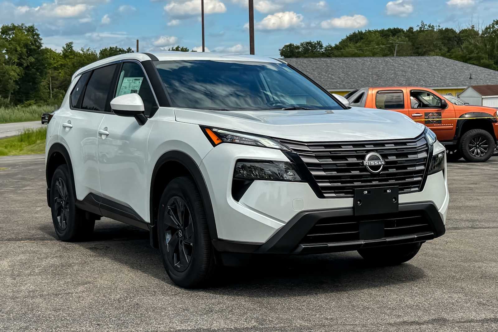2026 Nissan Rogue SV
