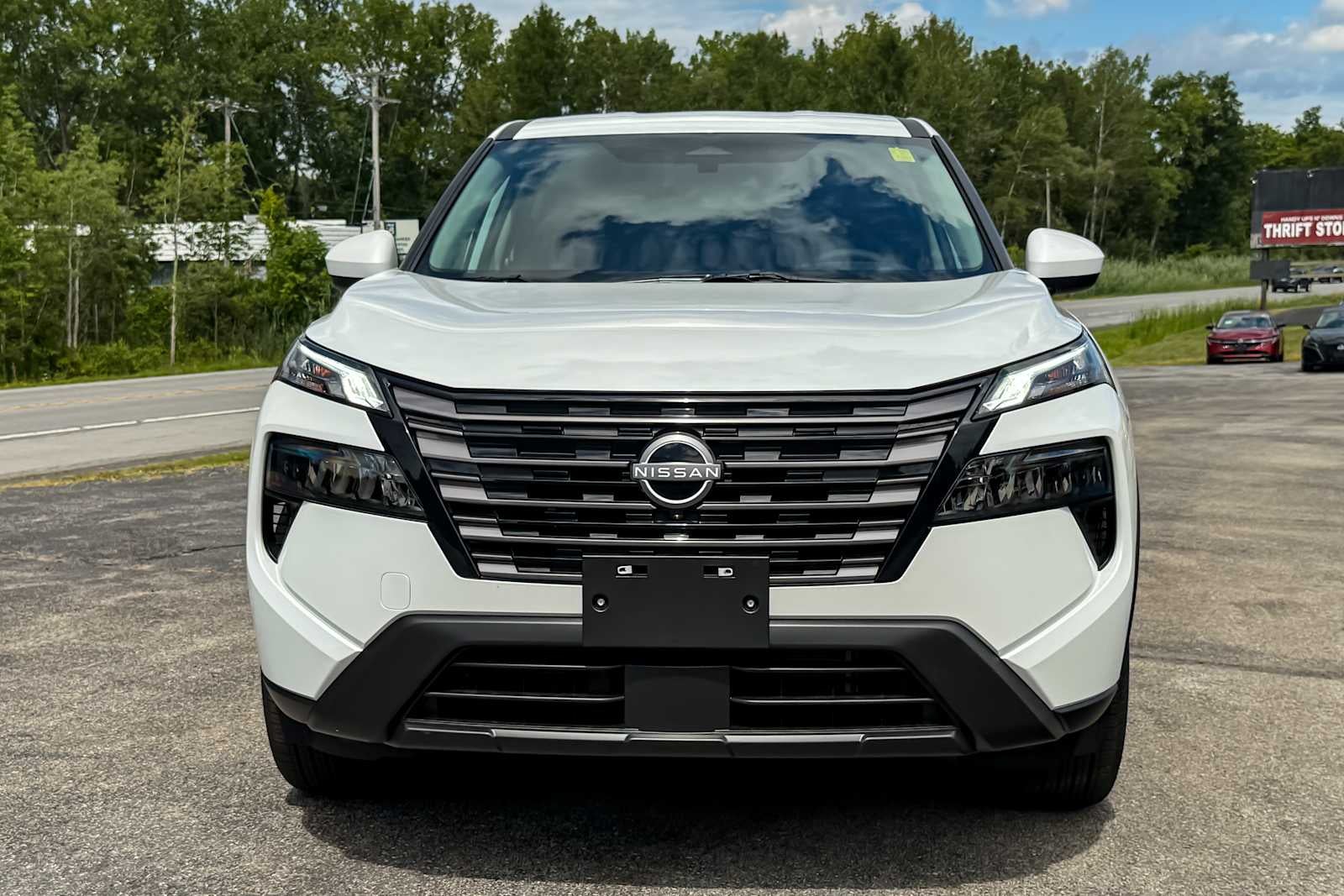2026 Nissan Rogue SV