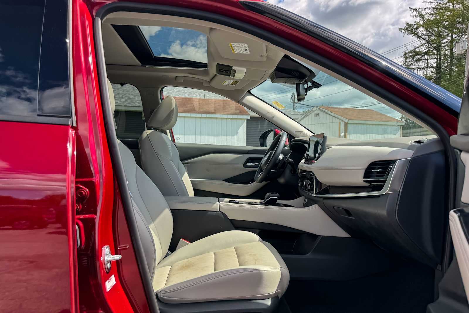 2023 Nissan Rogue SL