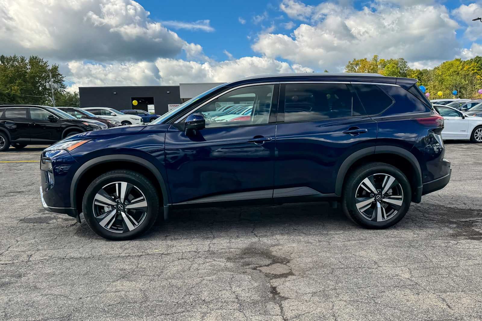 2024 Nissan Rogue SL