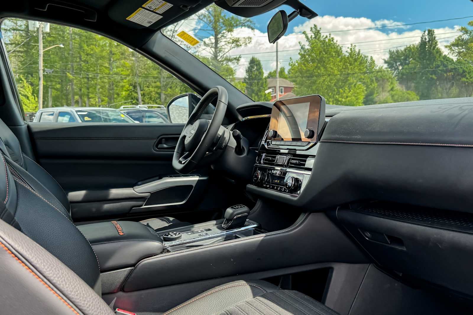 2025 Nissan Pathfinder Rock Creek®
