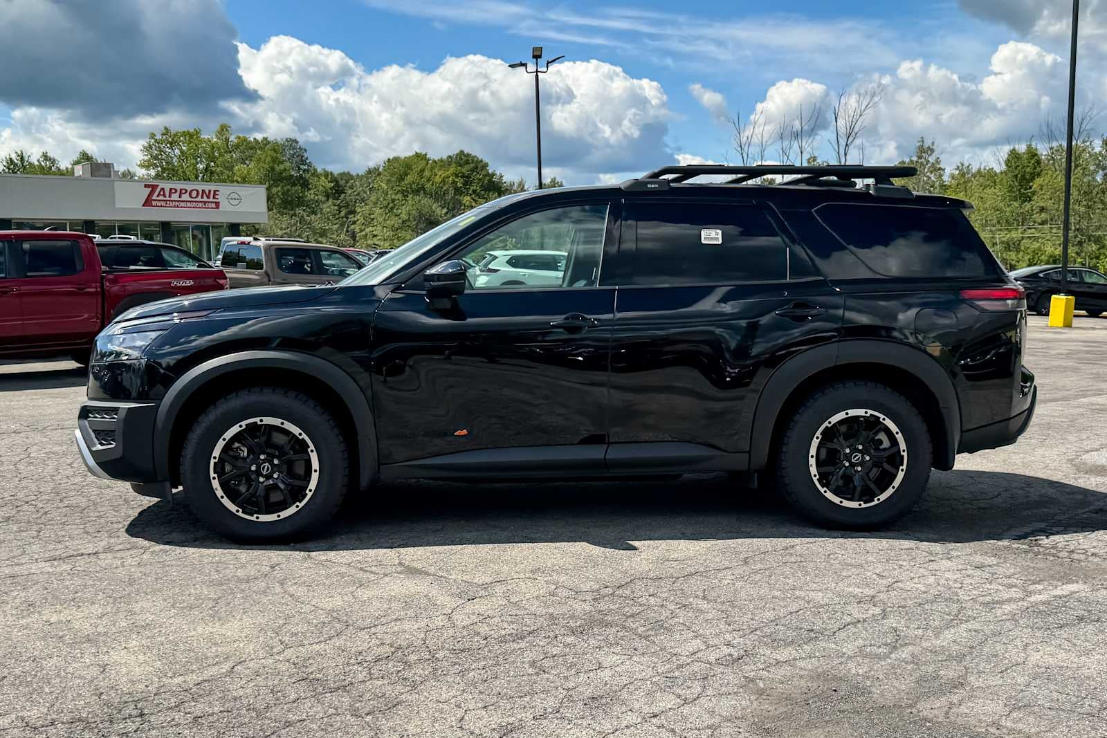 2025 Nissan Pathfinder Rock Creek®